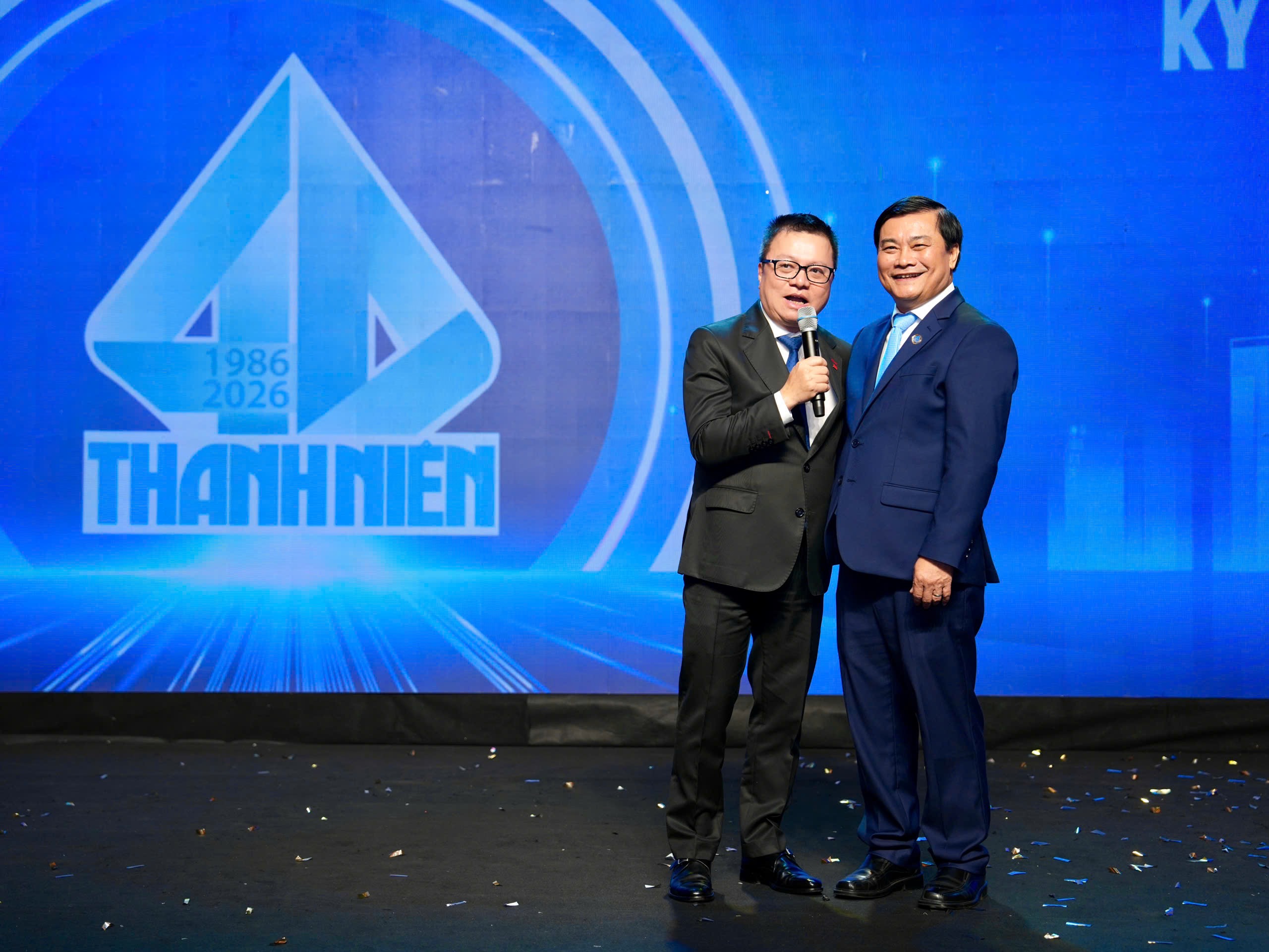 Báo Thanh Niên kỷ niệm 40 năm ngày phát hành số đầu tiên- Ảnh 22. Báo Thanh Niên kỷ niệm 40 năm ngày phát hành số đầu tiên- Ảnh 22.