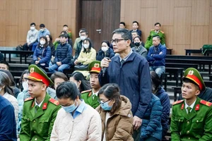 Cựu cục trưởng Nguyễn Thanh Phong khai về "thỏa thuận chia tiền"