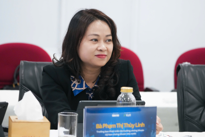 Xem xét cho doanh nghiệp thua lỗ vẫn niêm yết ở HoSE - 1