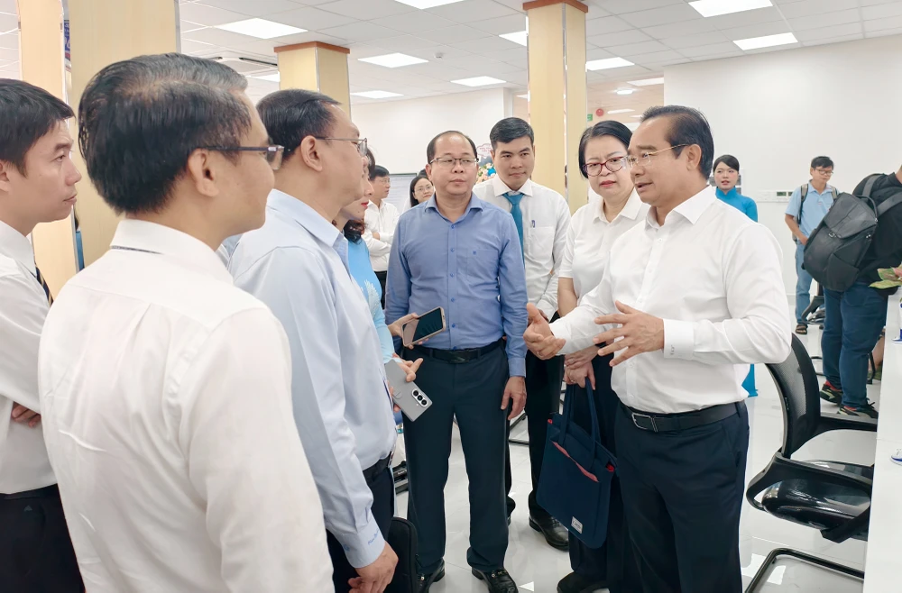 2026-4-1-P2+3-Bai 1-ĐHXIV-nhan-su-nguyen-duc-ha.jpg