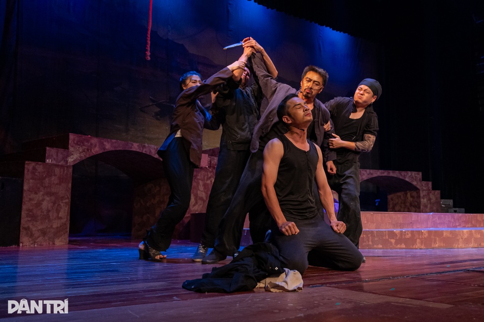 Con trai cố NSND Hoàng Dũng: “Bố luôn dặn tôi phải biết bảo vệ người thân” - 3