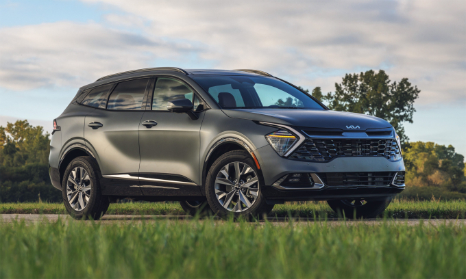 Sportage là xe bán chạy hàng đầu của Kia tại Mỹ. Ảnh: Car and Driver
