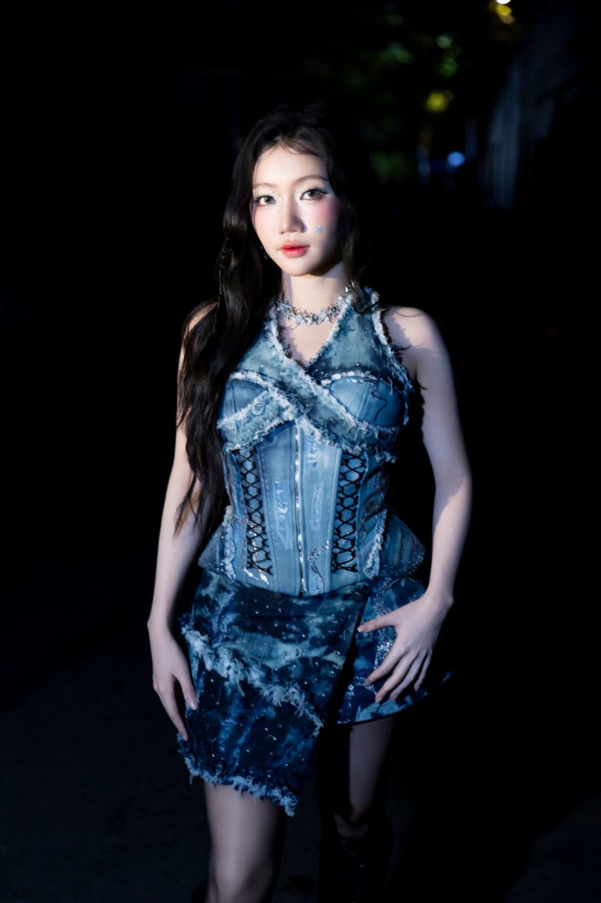 Mải yêu tình trẻ, mỹ nhân Vbiz bị 