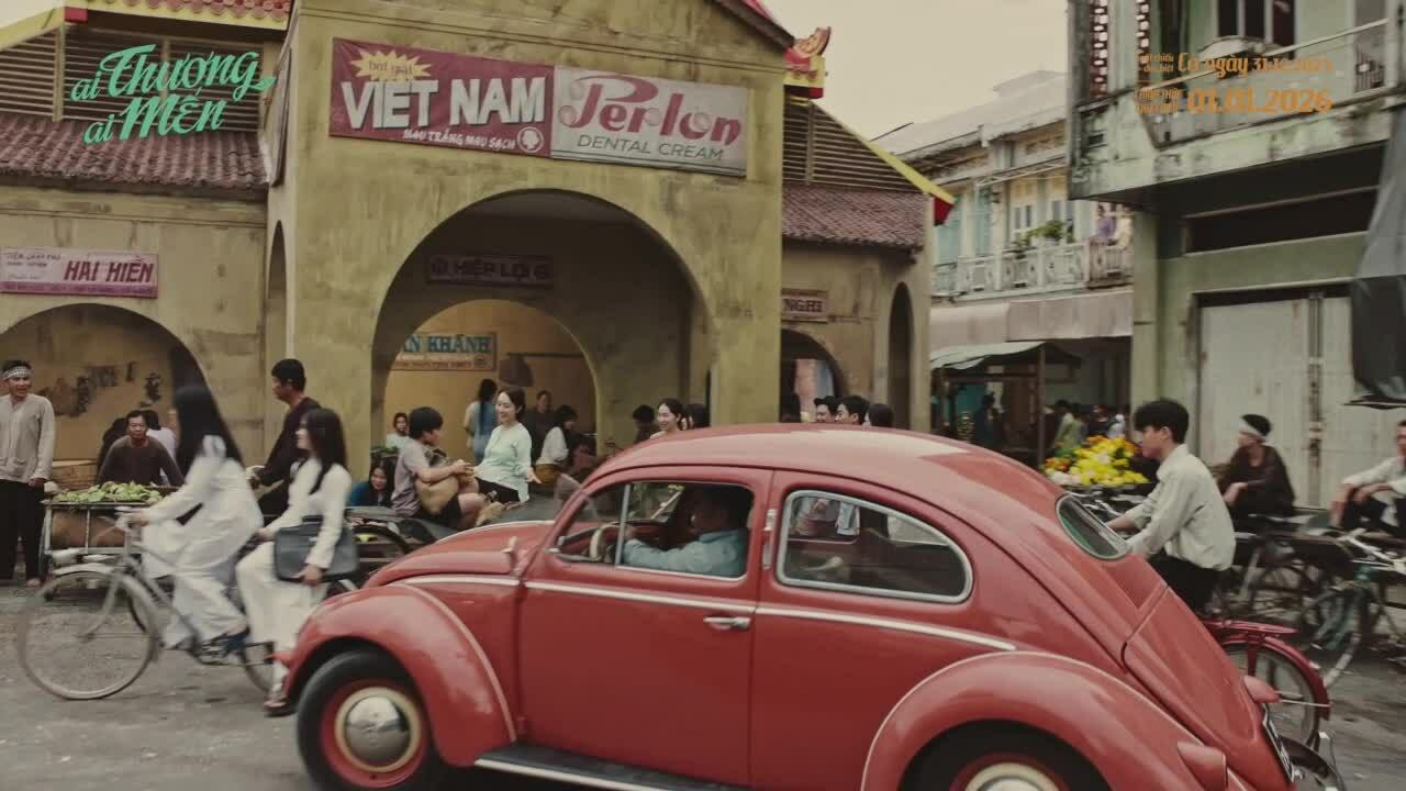 Bối cảnh phố thị Tân Châu trong phim