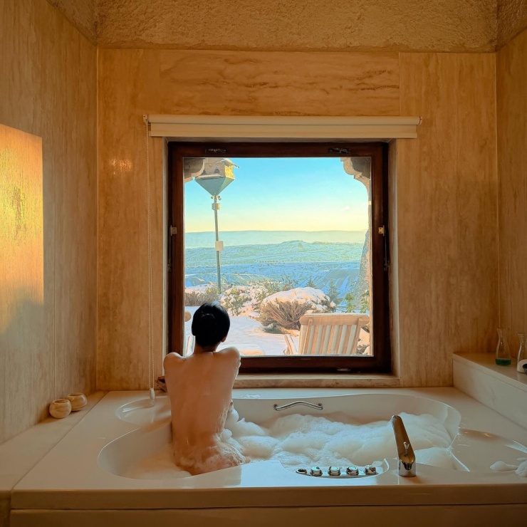 Hương Giang đón năm mới bên bạn trai ở vùng đất cổ tích Cappadocia - 9