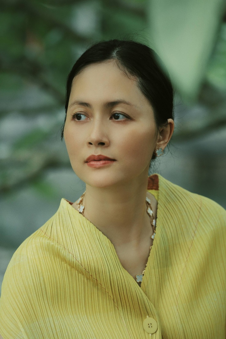 Đỗ Hải Yến khoe nhan sắc quý phái ở di tích cố đô Hoa Lư – Ninh Bình - 3