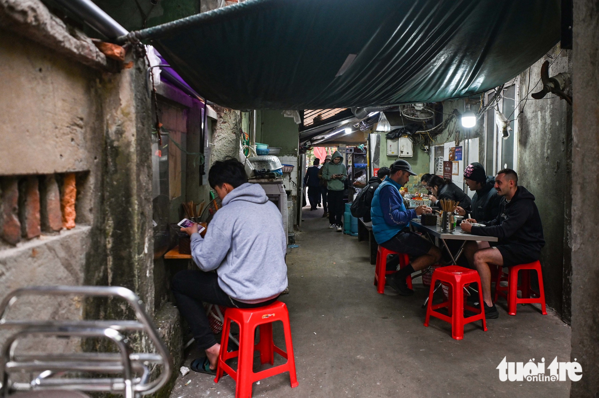 hoàn kiếm - Ảnh 22.