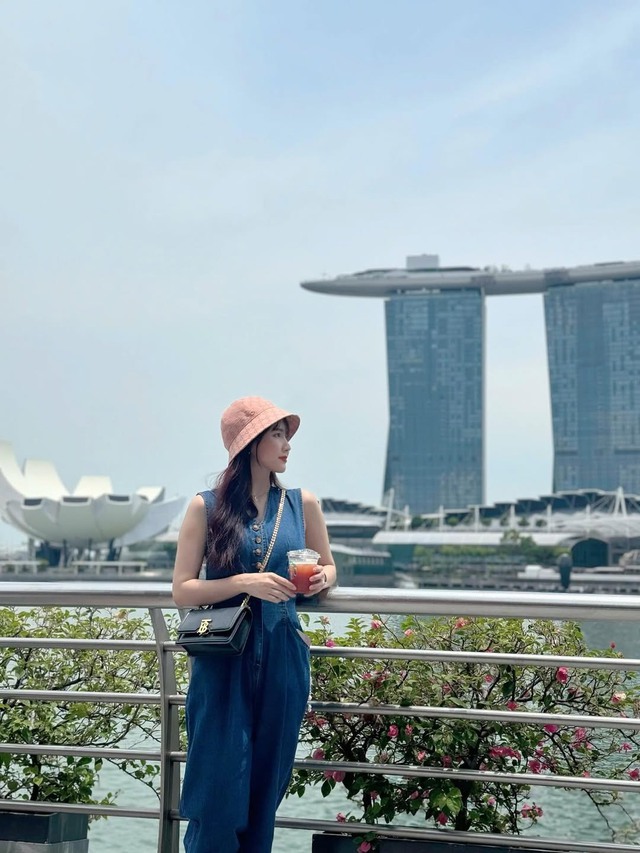 Chiếc mũ tăng 'gia vị' cho bộ cánh cá tính 8 Chiếc mũ tăng 'gia vị' cho bộ cánh cá tính - Ảnh 8.