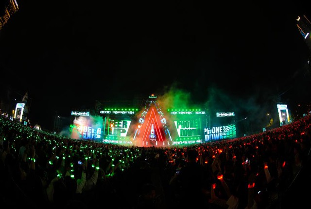 Hàng chục nghìn khán giả Hà Nội - Nha Trang mở kết nối thật với Heineken Countdown 2026- Ảnh 12.