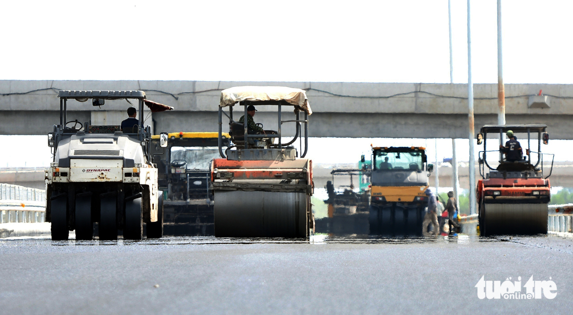 Đồng Nai đôn đốc thi công 8 tuyến đường kết nối sân bay Long Thành - Ảnh 2.