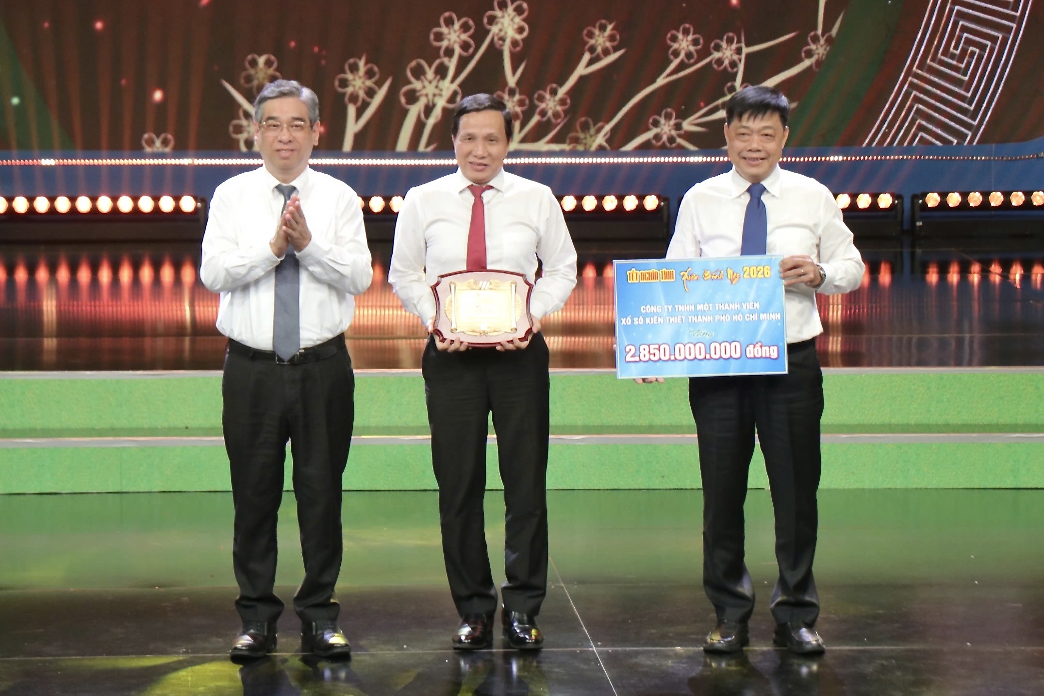 'Tết nghĩa tình' huy động hơn 21 tỉ đồng hỗ trợ nông dân khó khăn 2 'Tết nghĩa tình' huy động hơn 21 tỉ đồng hỗ trợ nông dân khó khăn - Ảnh 2.