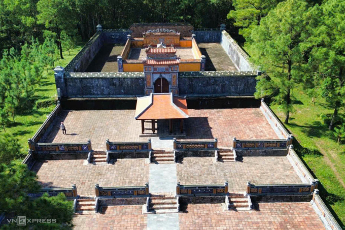 Toàn cảnh lăng mộ Hoàng thái hậu Từ Dụ. Ảnh: Võ Thạnh