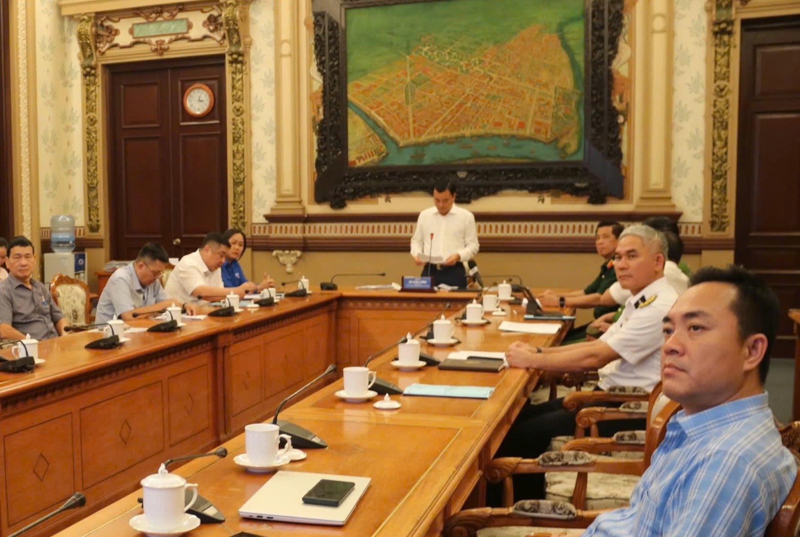 Tai nạn giao thông vẫn còn nhức nhối - Ảnh 1.