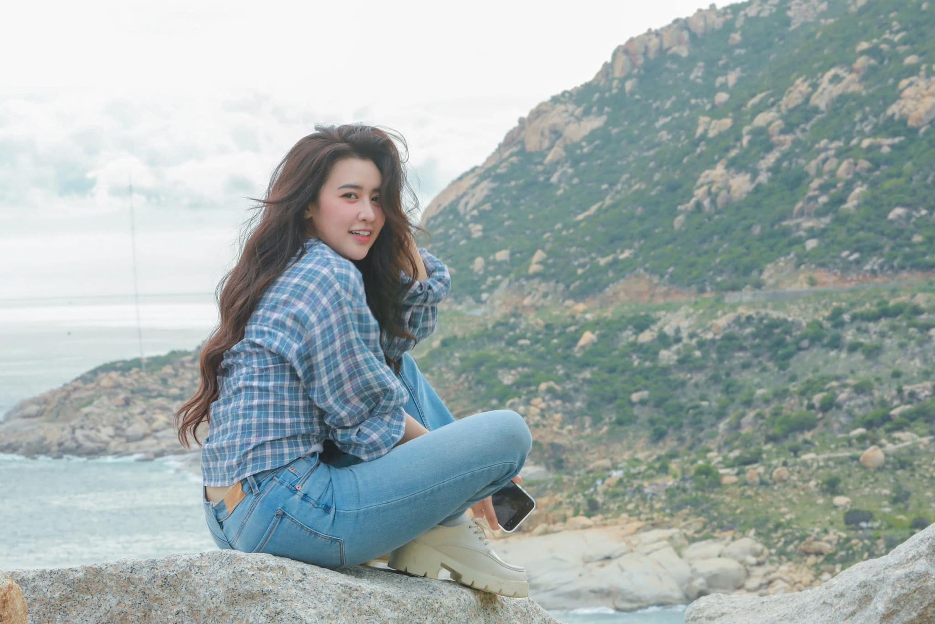 Quyên Qui: Mỹ nhân từng gây chú ý với cảnh 18+, bất ngờ hé lộ chuyện có con - 7 Quyên Qui: Mỹ nhân từng gây chú ý với cảnh 18+, bất ngờ hé lộ chuyện có con - 7