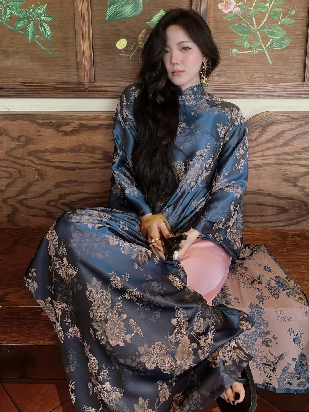 Tha thiết khuyên chị em ĐỪNG mua 3 kiểu áo dài này: Quê kiểng, dễ bị chê kém sang- Ảnh 7. Tha thiết khuyên chị em ĐỪNG mua 3 kiểu áo dài này: Quê kiểng, dễ bị chê kém sang- Ảnh 7.