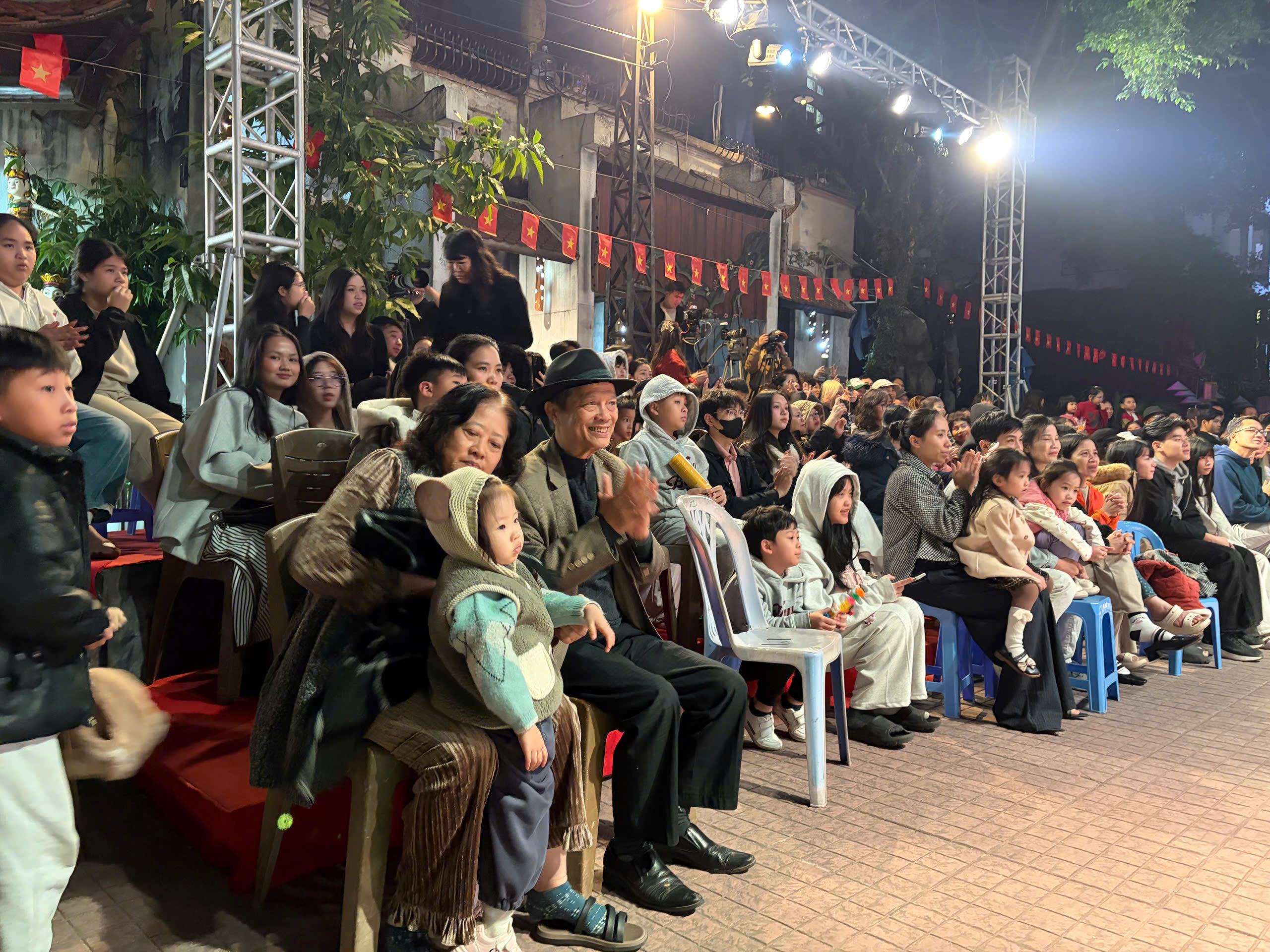 Thấy gì từ 'Cảm xúc Long Thành'? - Ảnh 6.