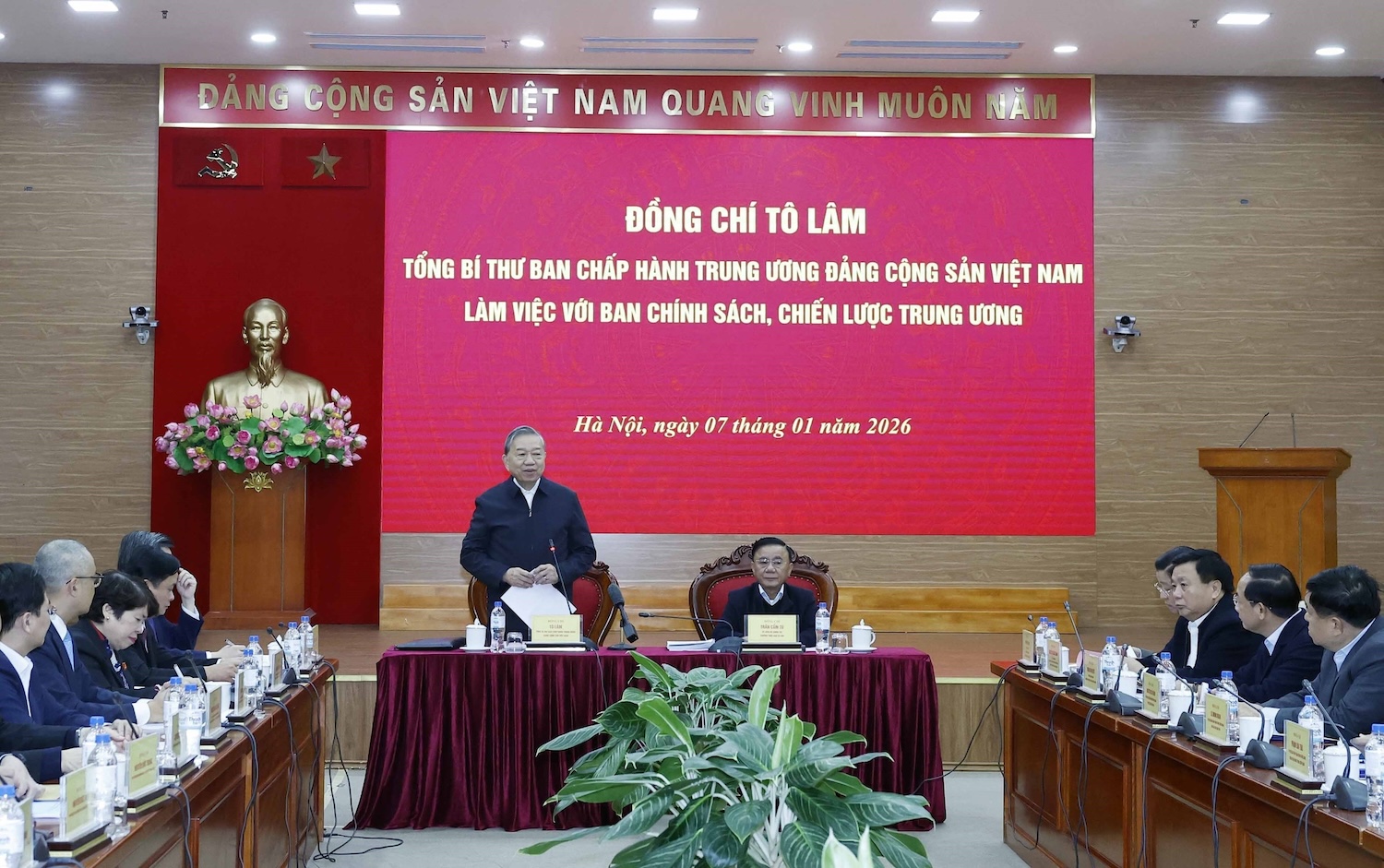 Tổng Bí thư - Ảnh 2.