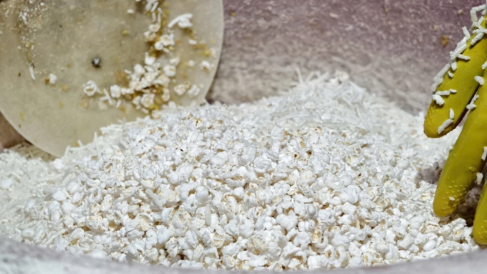 co-mot-thu-banh-o-quang-ngai-can-tet-phai-lam-gap-ba-moi-kip-ban- (5).jpg