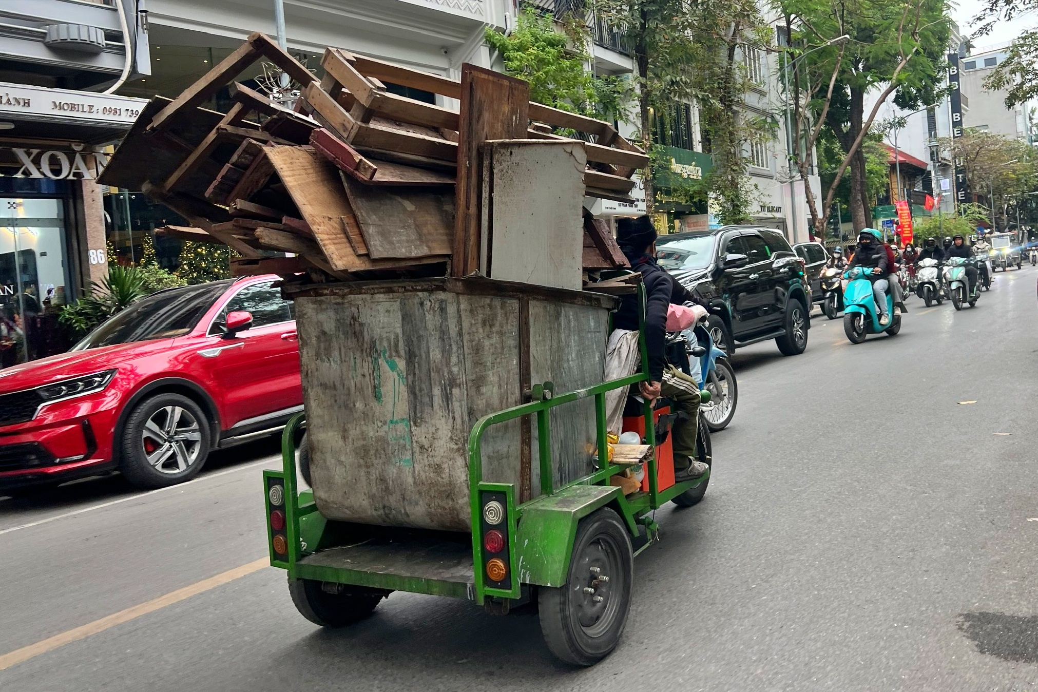 Từ 8.1, 8.000 tấn rác/ngày sau phân loại ở Hà Nội được xử lý thế nào? - Ảnh 3.