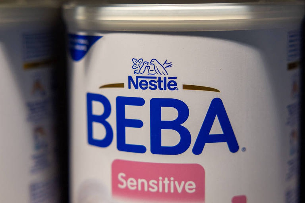 Nestlé thu hồi sữa bột nghi có độc tố: Những lùm xùm về chất lượng - 2