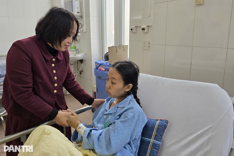 Khẩn cấp trao hơn 338 triệu đồng tiếp sức người mẹ trẻ chờ mổ tim - 3