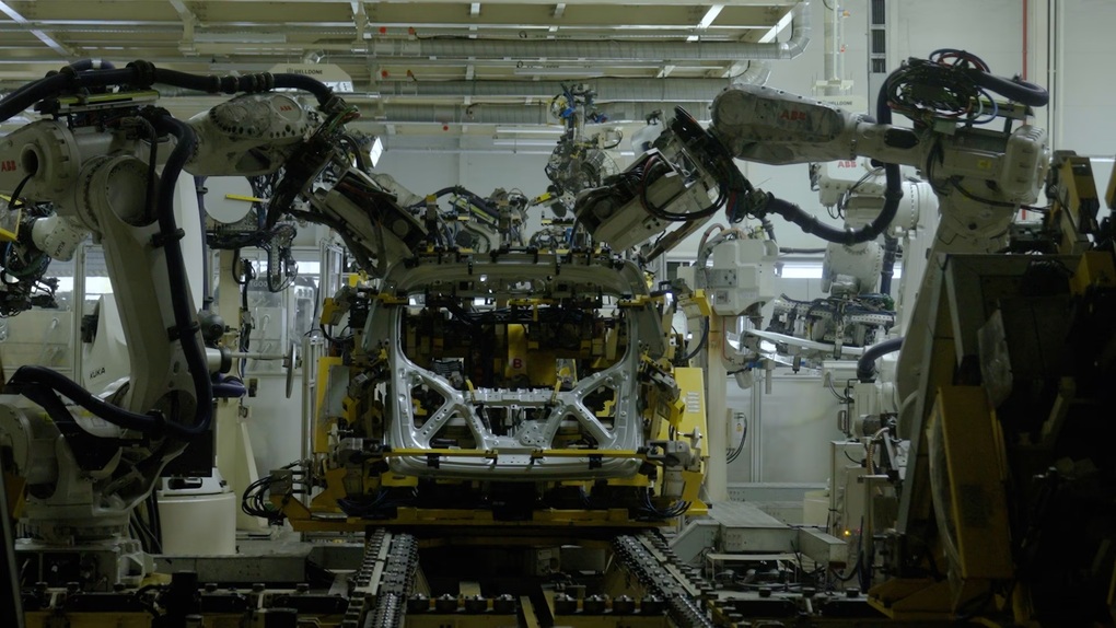 Lo bị AI cướp việc, dân văn phòng Trung Quốc đổ xô học nghề lạ - 2