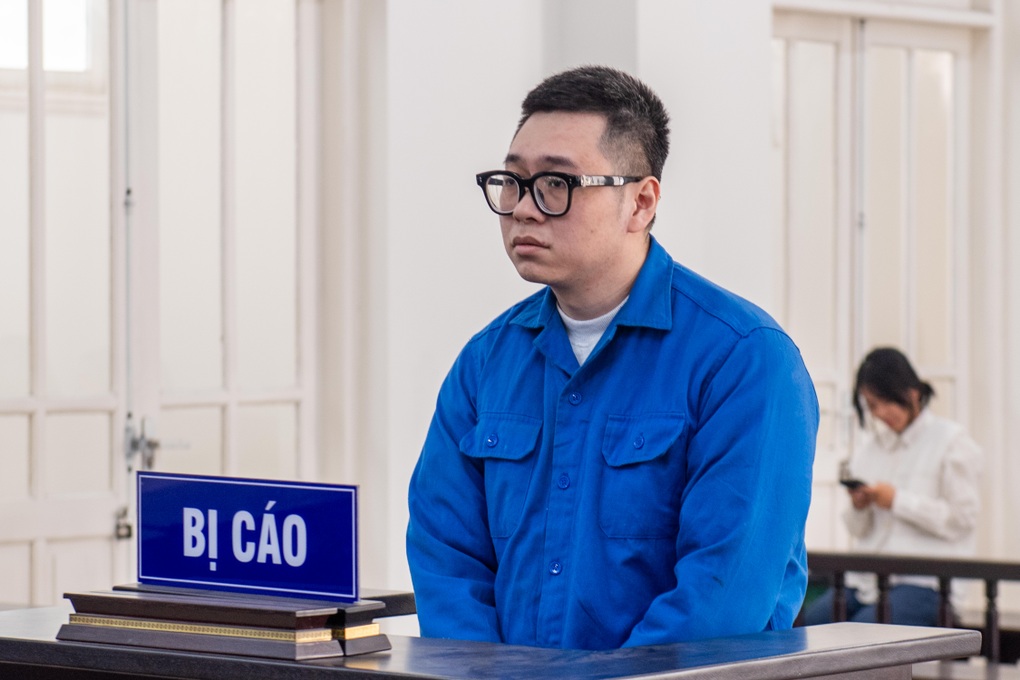 Người đàn ông hành hung cô gái tại chung cư khai do bức xúc vì bị vợ mắng - 3