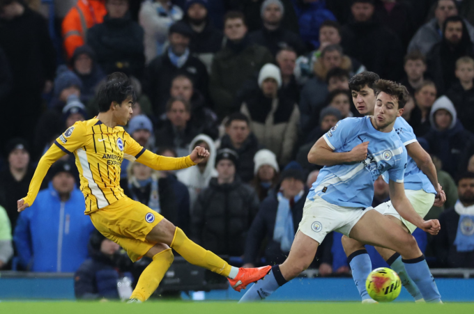 Kaoru Mitoma cứa lòng ấn định tỷ số hòa 1-1. Ảnh: AFP