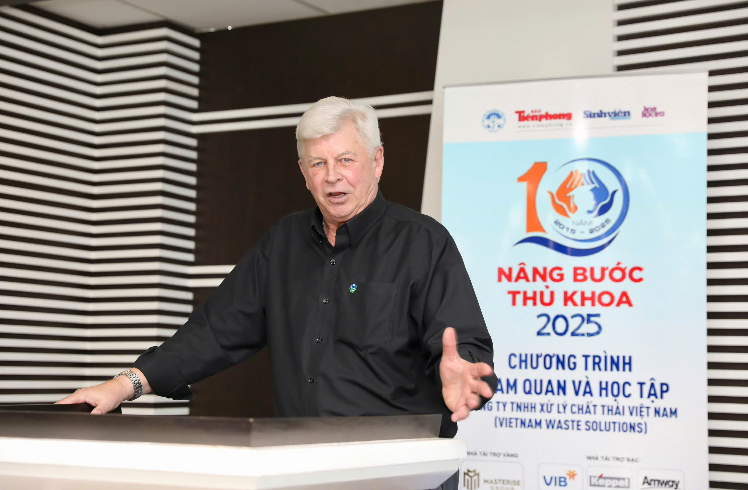 Gần 100 tân thủ khoa tham quan công nghệ xử lý chất thải hiện đại tại VWS - Ảnh 3.