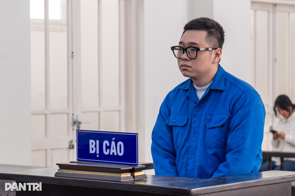 Hai dáng vẻ của người đàn ông hành hung cô gái ở sảnh chung cư tại Hà Nội - 2