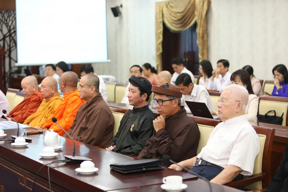 Đại biểu tham dự hội nghị. Ảnh: THANH THÙY TP.HCM phát huy tinh thần dân chủ, để người dân tham gia góp ý chính sách-MTTQ-Viet-nam-tphcm.jpg