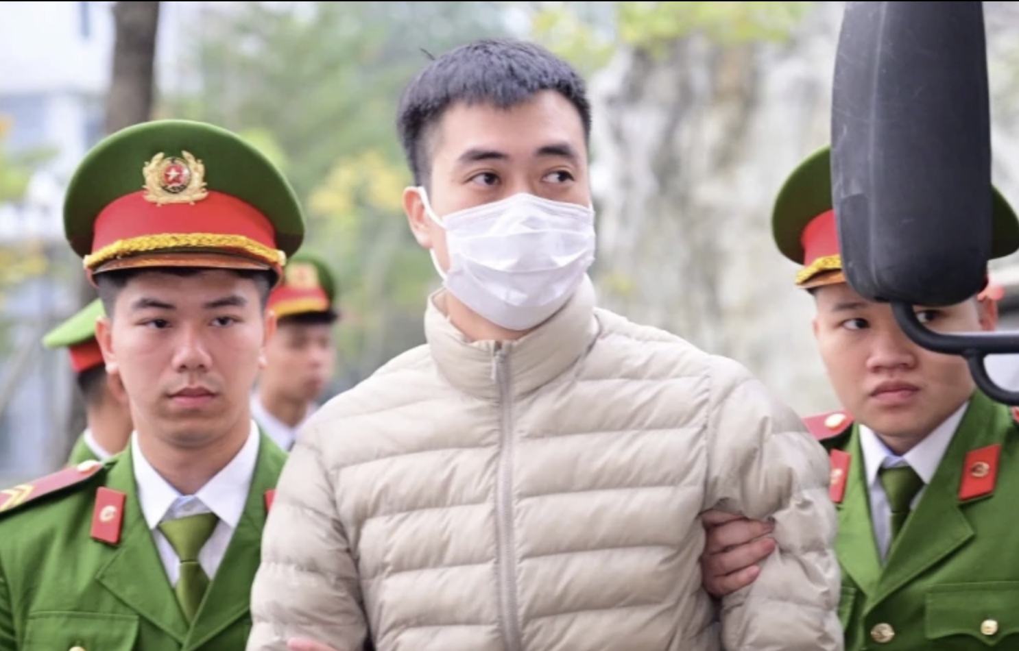 Nói lời sau cùng, Tổng giám đốc Z Holding xin lỗi khách hàng đã dùng sữa 