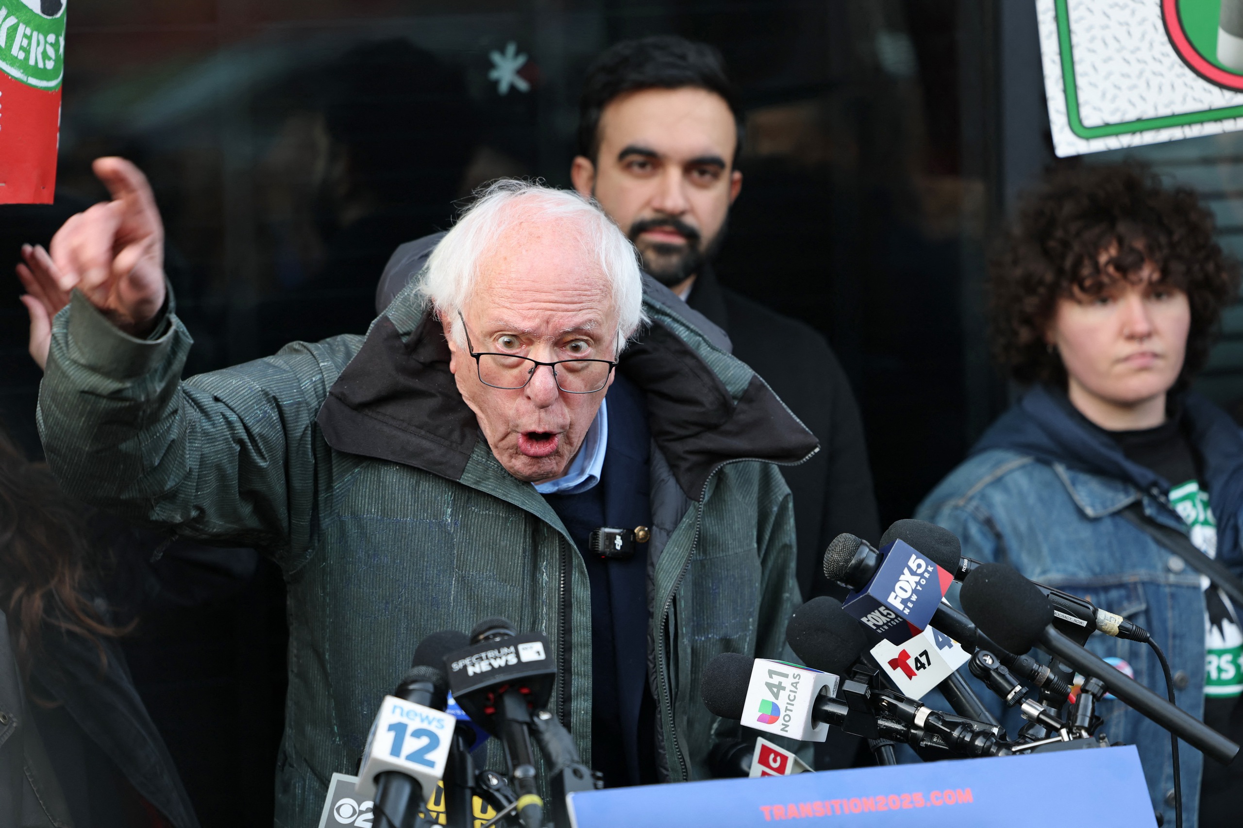 Các thượng nghị sĩ Mỹ cảnh báo nguy cơ từ AI - Ảnh 2.