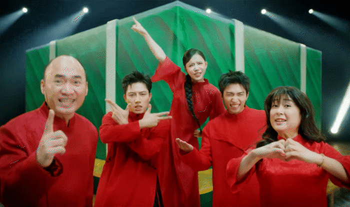 Trúc Nhân lập kỷ lục chưa từng có, rủ cả 68 sao Việt nhảy phụ hoạ cho mình!- Ảnh 2.