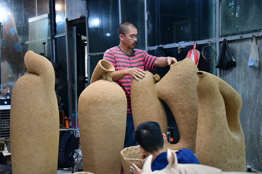 Về xứ Mường: Độc đáo gốm Mường 2 Độc đáo gốm Mường - Ảnh 2.