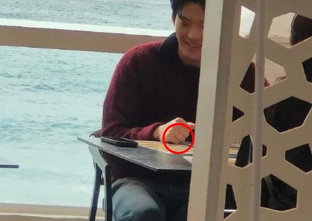 Tóm gọn Shin Min Ah - Kim Woo Bin hẹn hò sang chảnh sau đám cưới, nữ diễn viên vừa xoay người lại khiến công chúng câm nín tại chỗ- Ảnh 5.