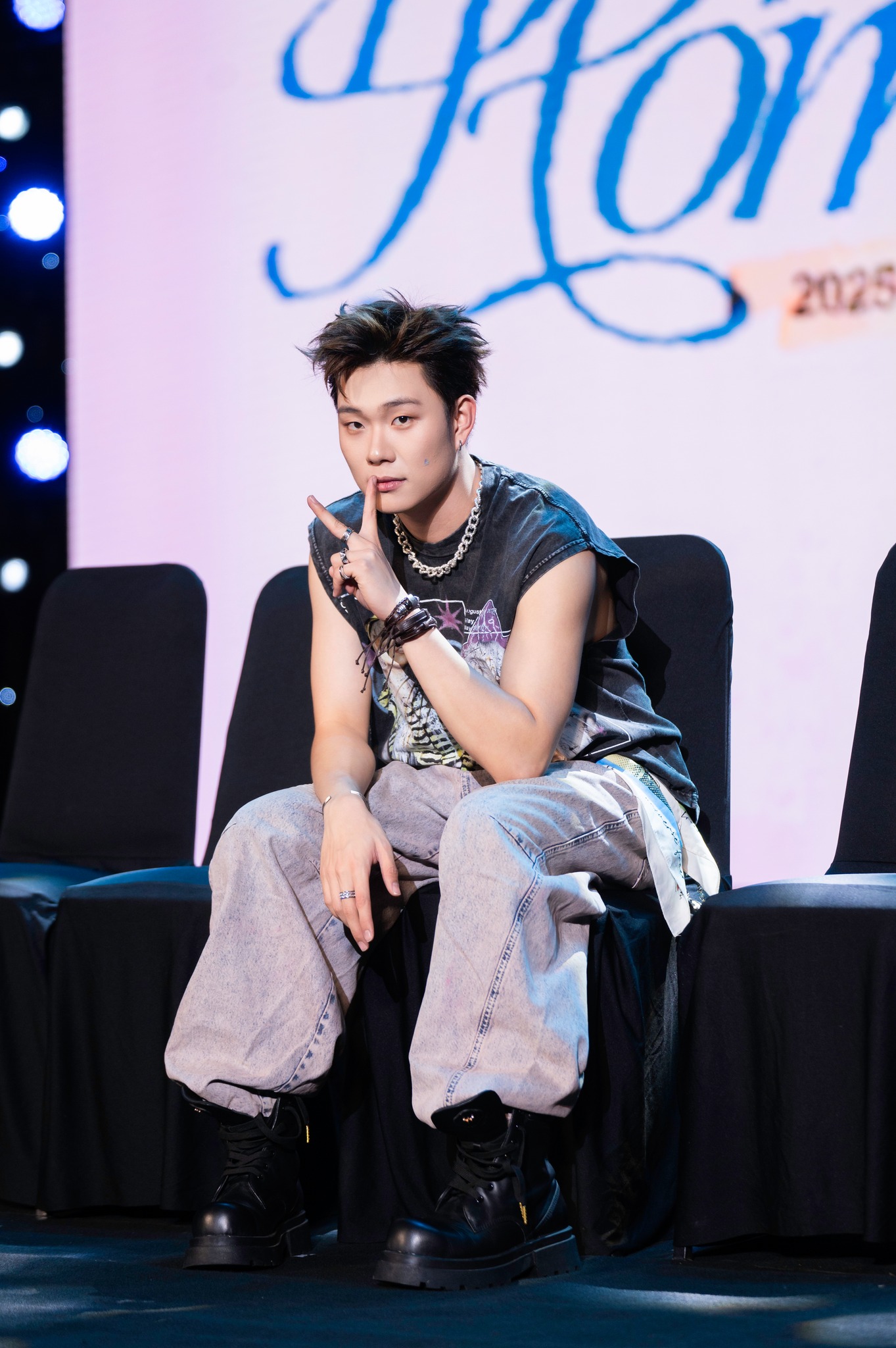 Từ lùm xùm của Dương Domic: Đừng coi fan là cái máy ATM!- Ảnh 18.