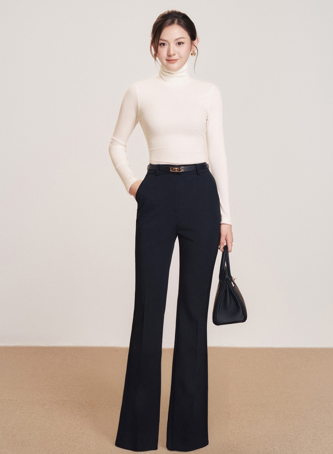 Quần ống loe, chân váy bút chì... tôn chân dài và còn dễ phối đồ- Ảnh 5. Quần ống loe, chân váy bút chì... tôn chân dài và còn dễ phối đồ- Ảnh 5.