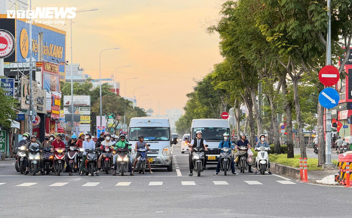 TP.HCM lạnh 17°C, hiếm gặp trong nhiều năm qua- Ảnh 3.