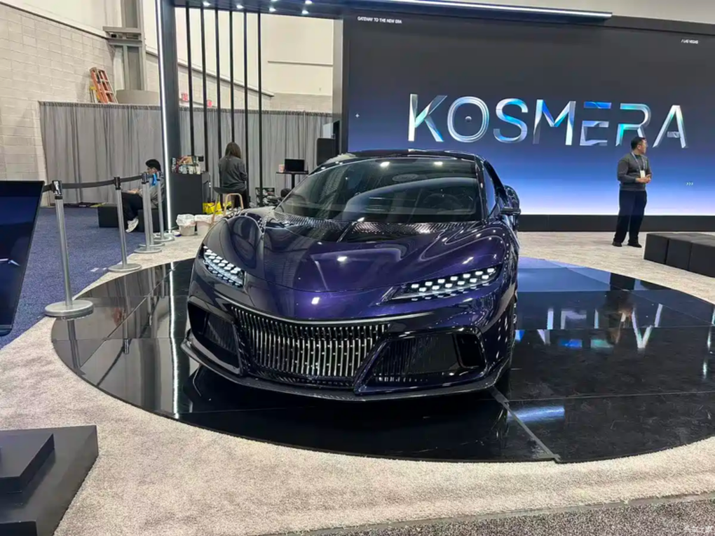 Bộ ba xe thể thao của hãng robot hút bụi Trung Quốc trình làng - 3