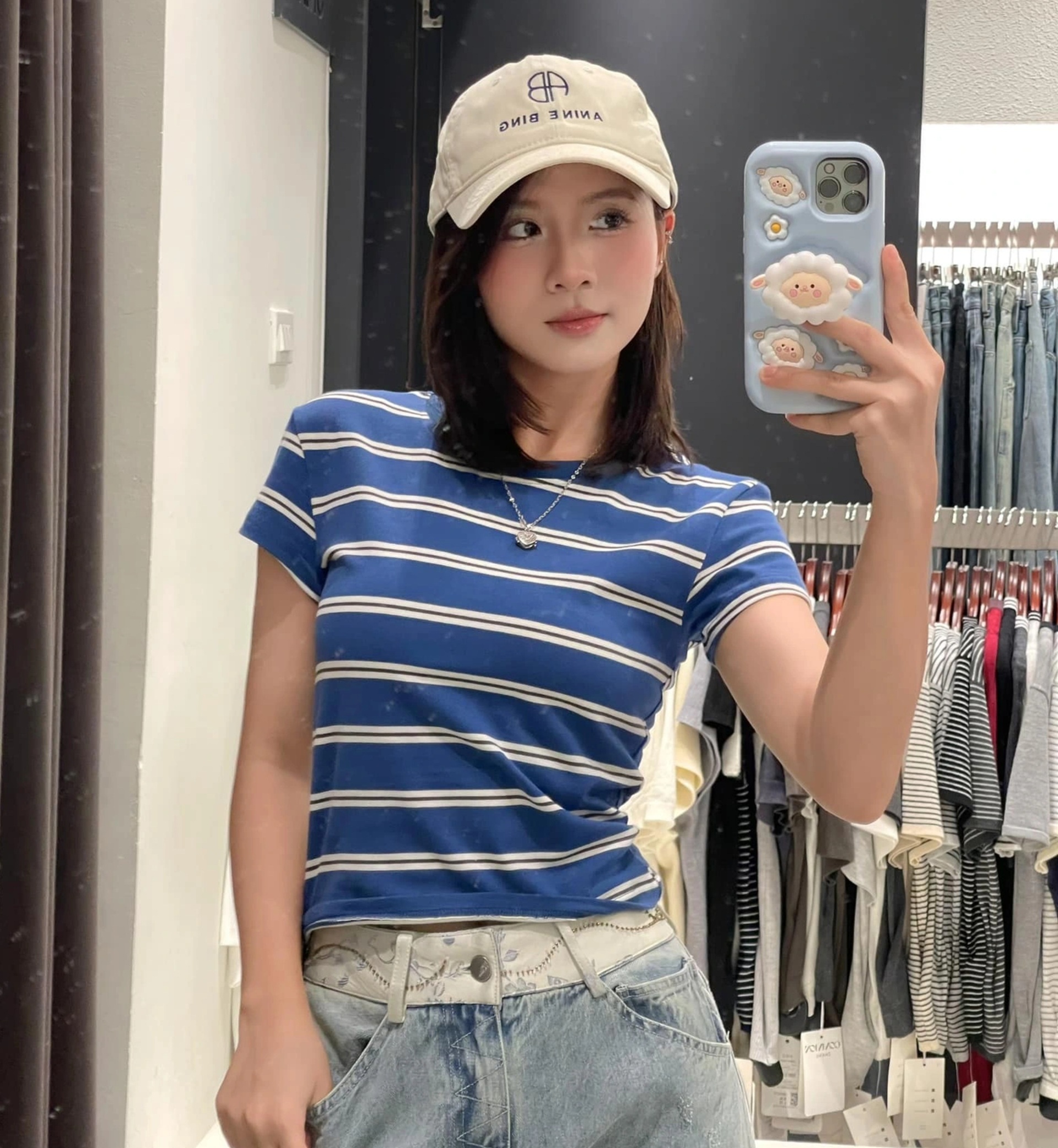 Nhan sắc xinh xắn, ngọt ngào của diễn viên Quỳnh Trang phủ sóng phim  VTV - 12