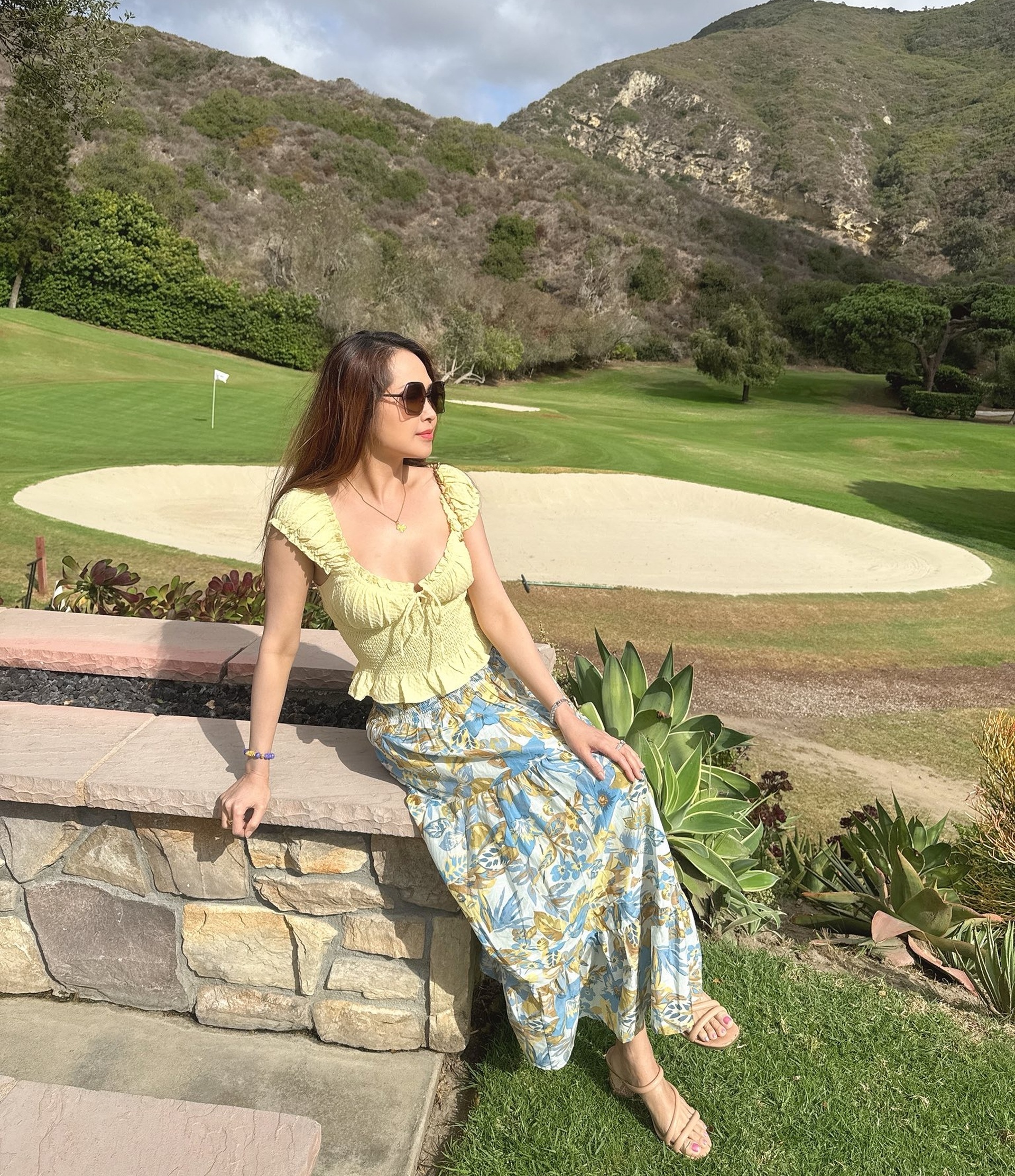 Minh Thư phim Gái nhảy: Sống kín tiếng, sắc vóc nóng bỏng tuổi 50 gây sốt - 12