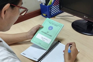 Tỷ giá quy đổi tiền lương ngoại tệ để tính BHXH tại TP.HCM năm 2026