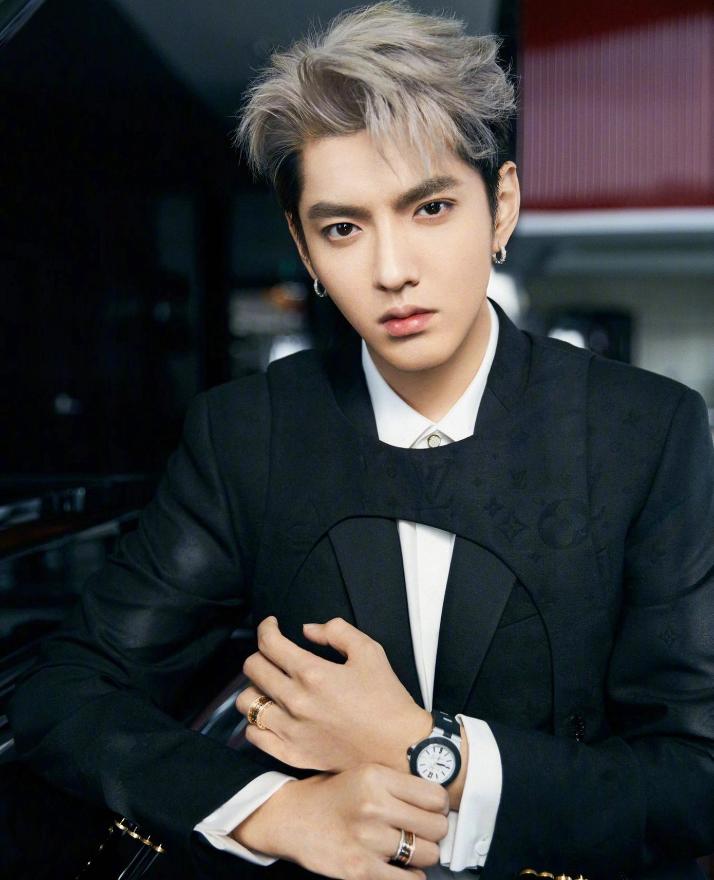 Đòn hiểm vào 10 nghệ sĩ nam- Ảnh 4.