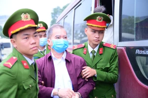 Đang xét xử vụ nhận hối lộ tại Ban Quản lý dự án tỉnh Đắk Lắk