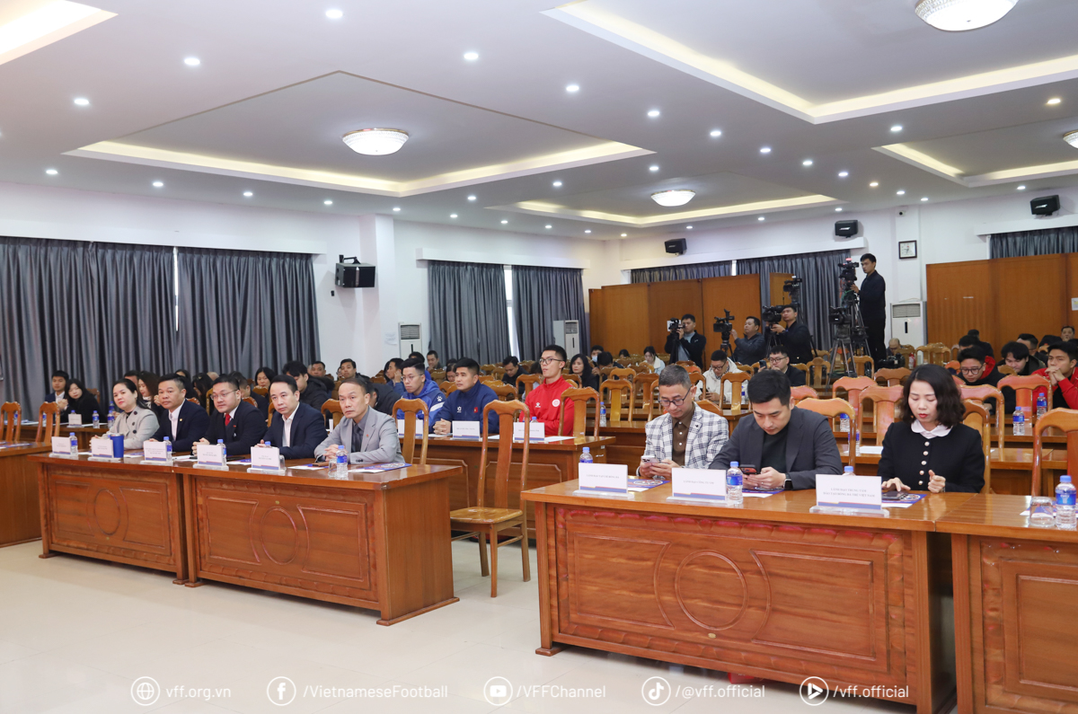 Giải U.19 quốc gia có nhà tài trợ mới, đã xác định xong 3 bảng đấu hấp dẫn- Ảnh 2. Giải U.19 quốc gia có nhà tài trợ mới, đã xác định xong 3 bảng đấu hấp dẫn- Ảnh 2.