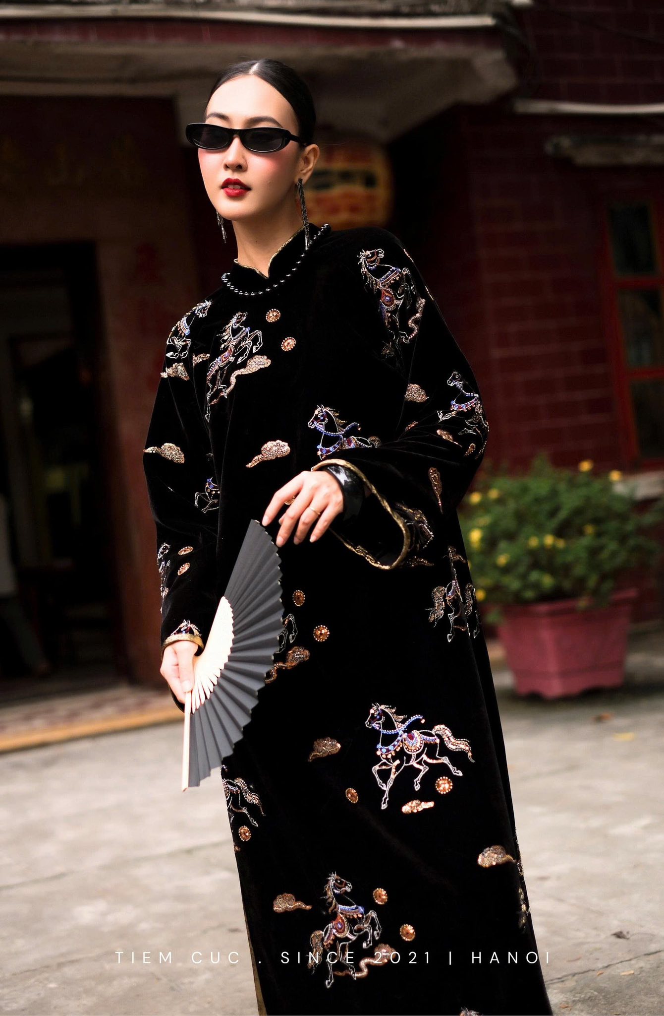 Vì sao áo dài ren được dự đoán là “át chủ bài” mùa Tết 2026?- Ảnh 20.