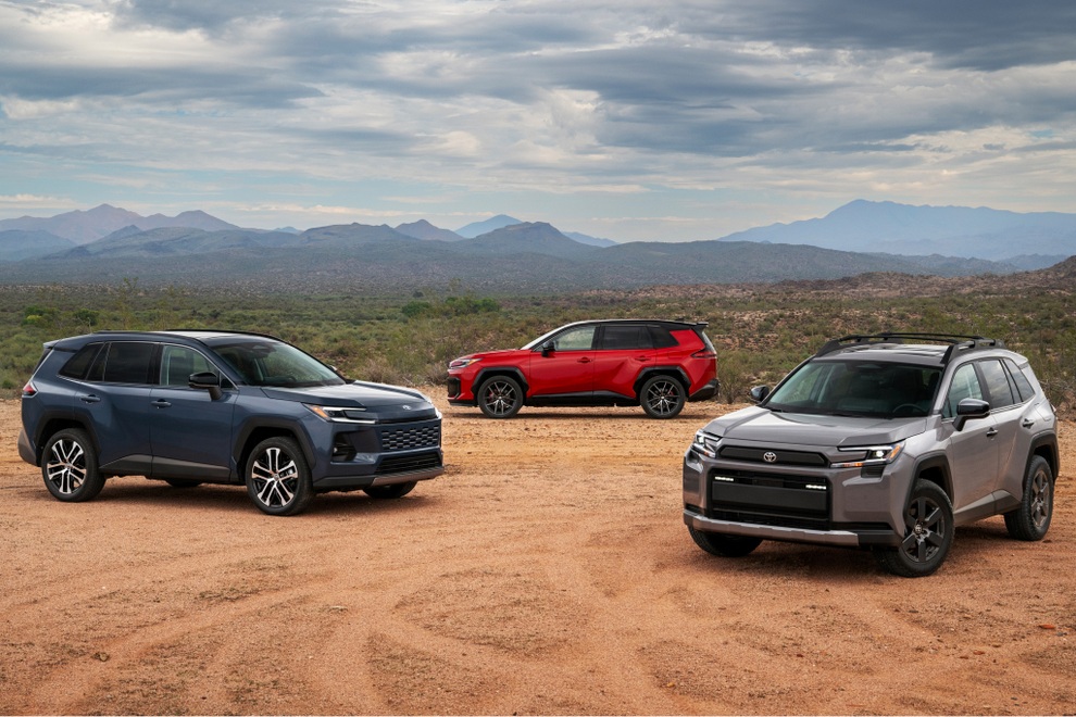 Toyota lập kỷ lục, xe điện hóa chiếm gần một nửa doanh số - 2