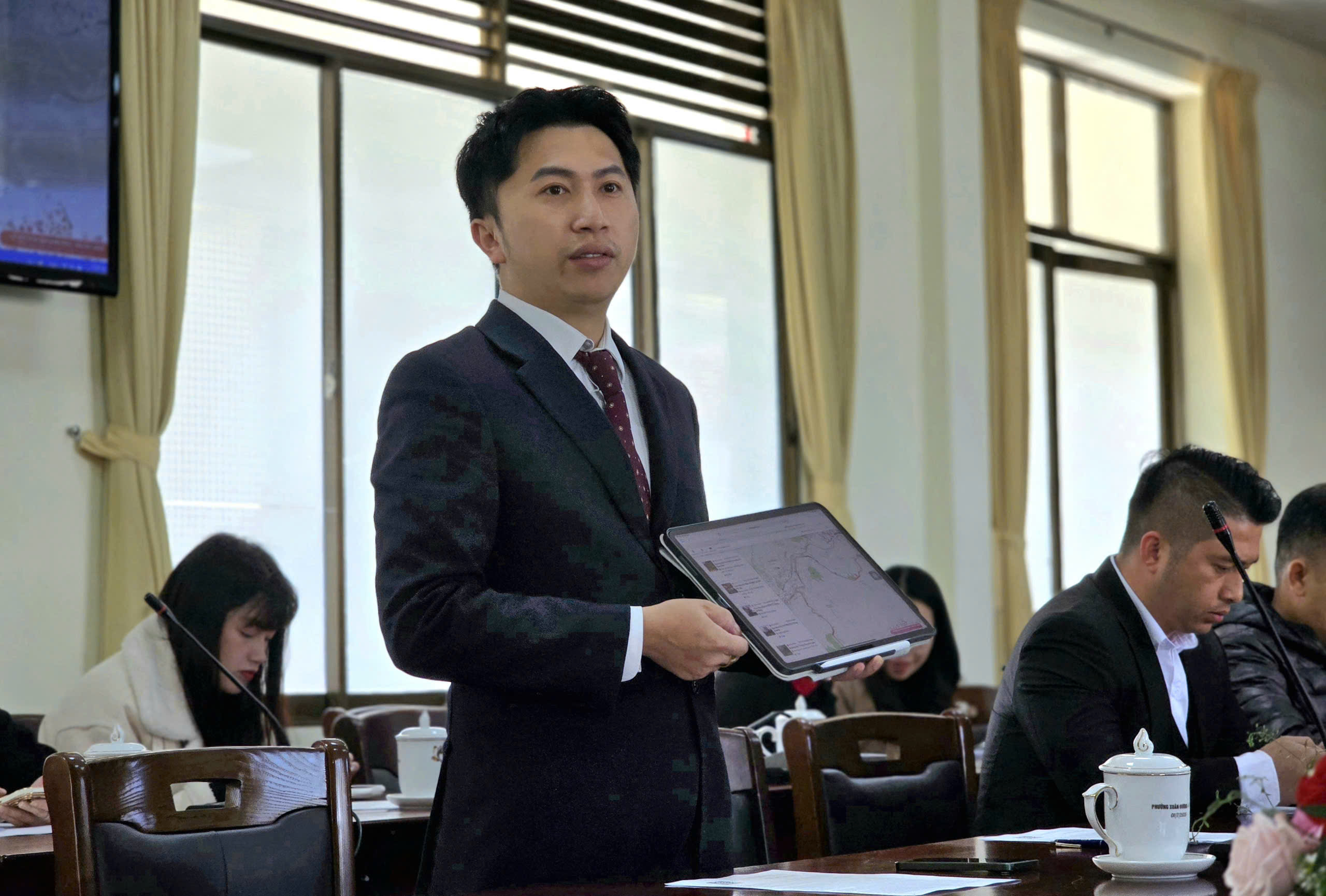 Diva Hồng Nhung, Quang Dũng biểu diễn tại Lễ hội mai anh đào - Đà Lạt- Ảnh 4. Diva Hồng Nhung, Quang Dũng biểu diễn tại Lễ hội mai anh đào - Đà Lạt- Ảnh 4.