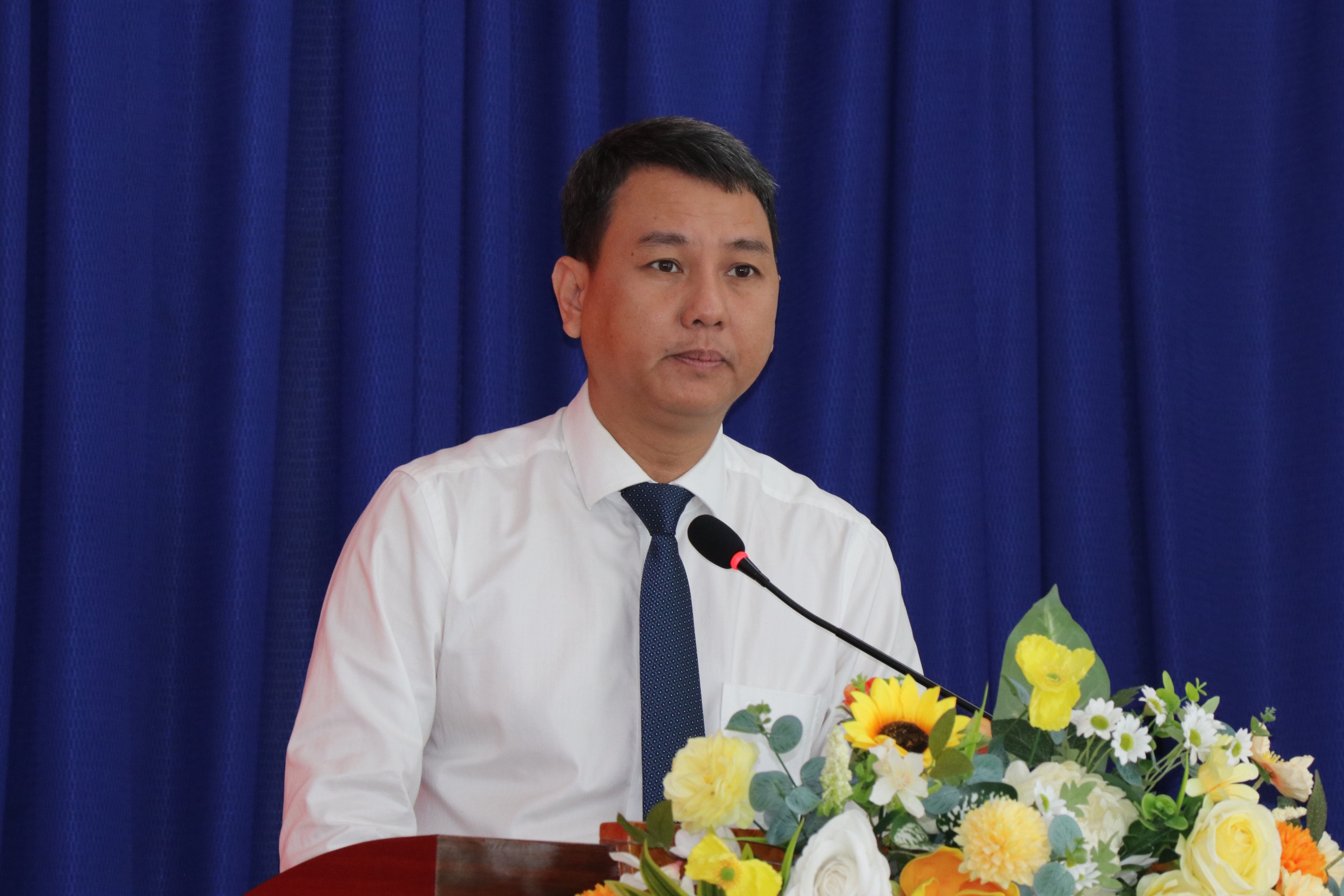 - Ảnh 5. - Ảnh 5.